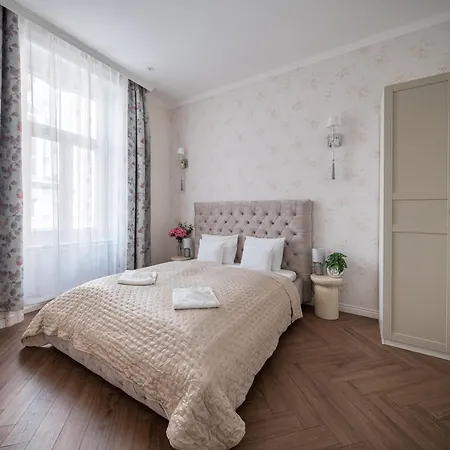 Wesselenyi Elegance דירה *