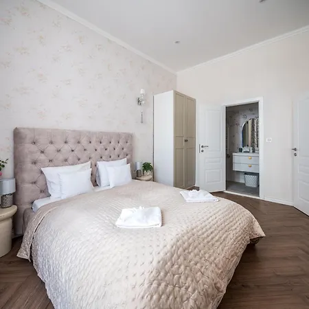 아파트 Wesselenyi Elegance *