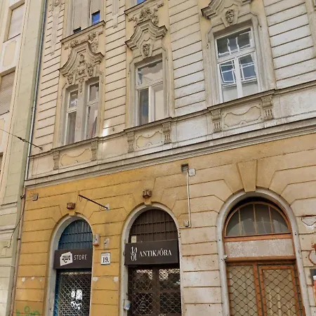 Wesselenyi Elegance Апартаменты